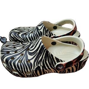 Crocs Slip‑On Clogs Women’s 7 Bone Multicolor Lightweight Comfort Shoes